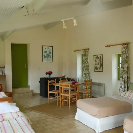 게스트하우스 Le Pit Lessac