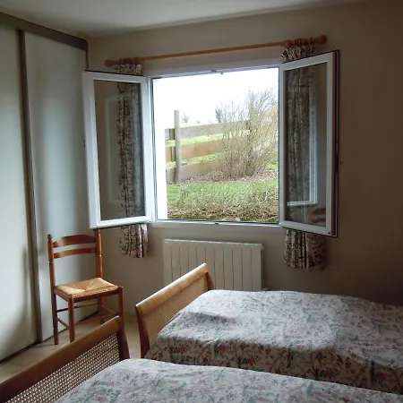 Le Pit بيت ضيافة Lessac