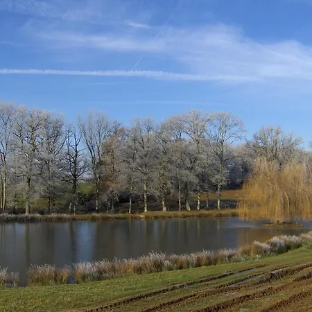 Le Pit بيت ضيافة